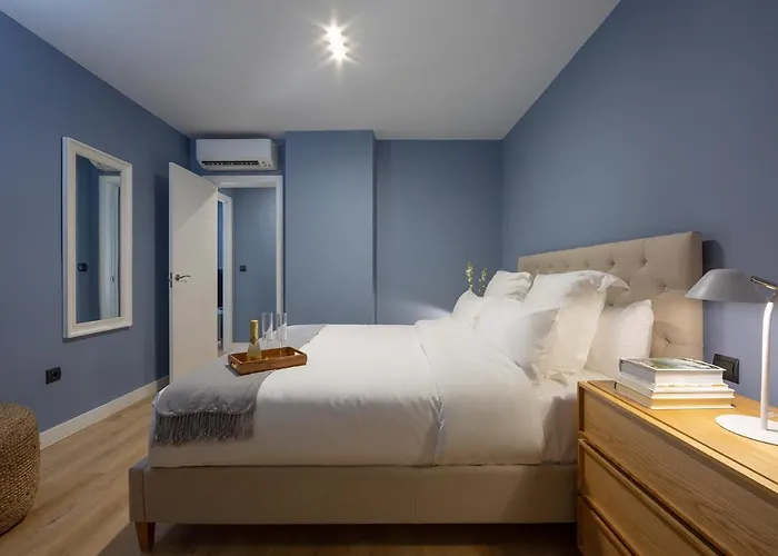 One Bedroom 1202
