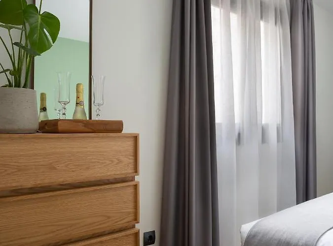 One Bedroom 1202 *